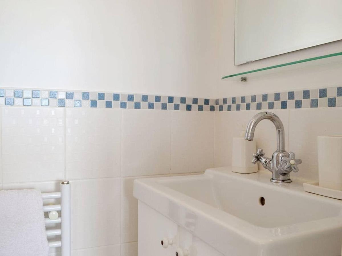 1-Bed Cottage On Coastal Pathway In South Wales Gileston Екстер'єр фото