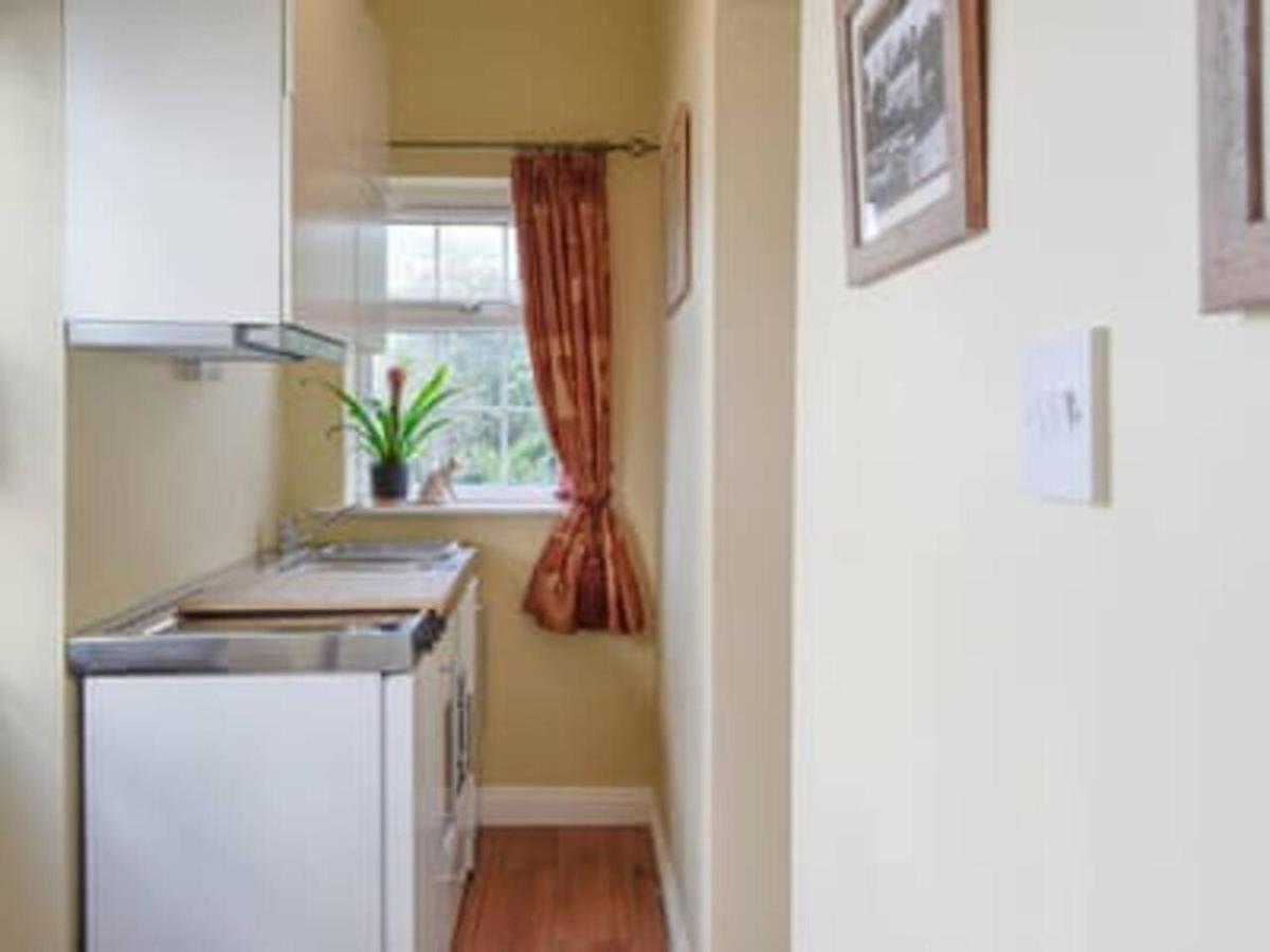 1-Bed Cottage On Coastal Pathway In South Wales Gileston Екстер'єр фото